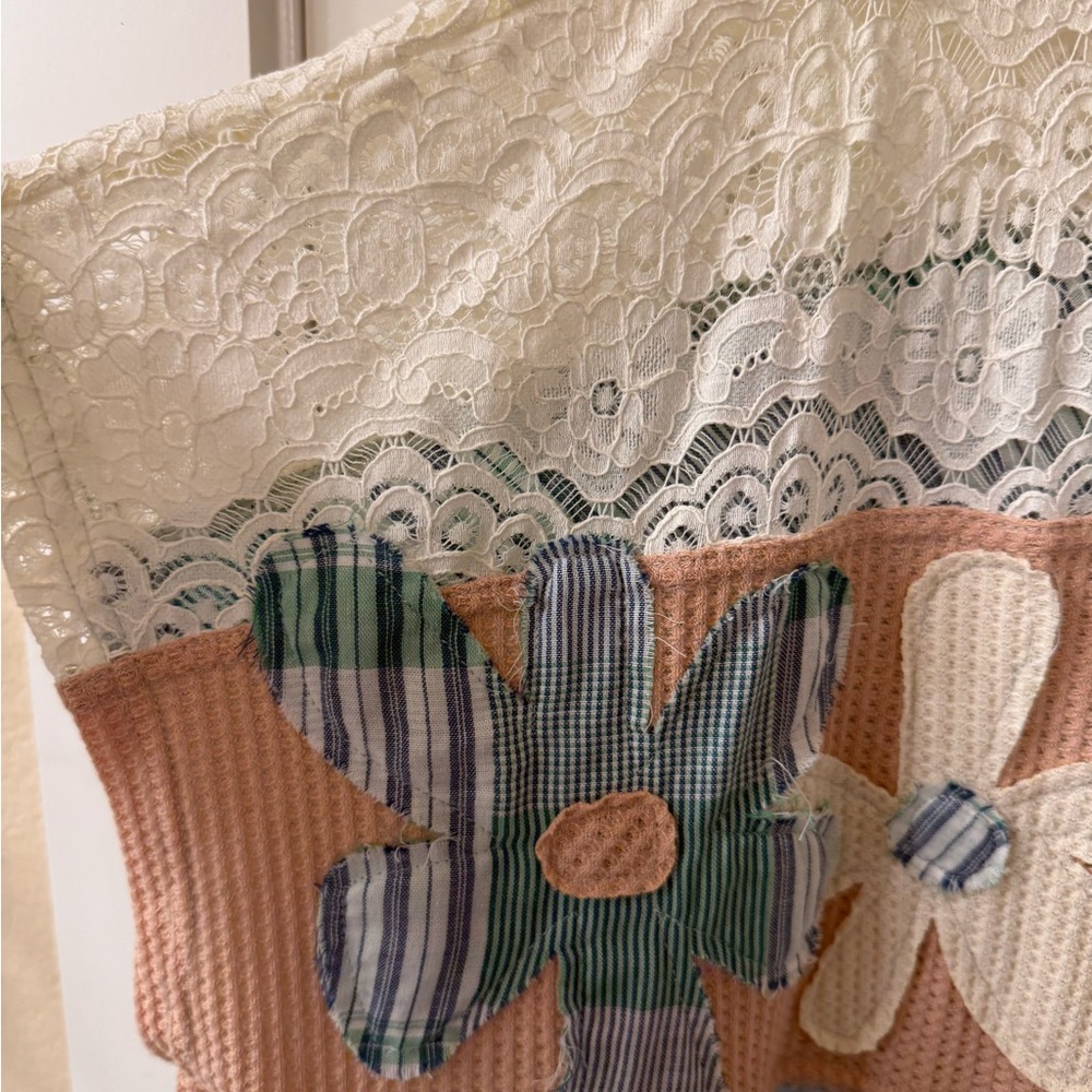 Easel Blue and White Lace Knit Top 1X - Picture 2 of 8